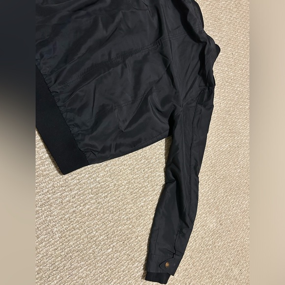 COPY - Urban Heritage Jacket - Picture 8 of 9